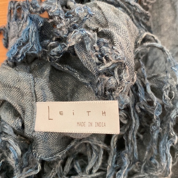 Leith‎ O/S - Picture 4 of 4